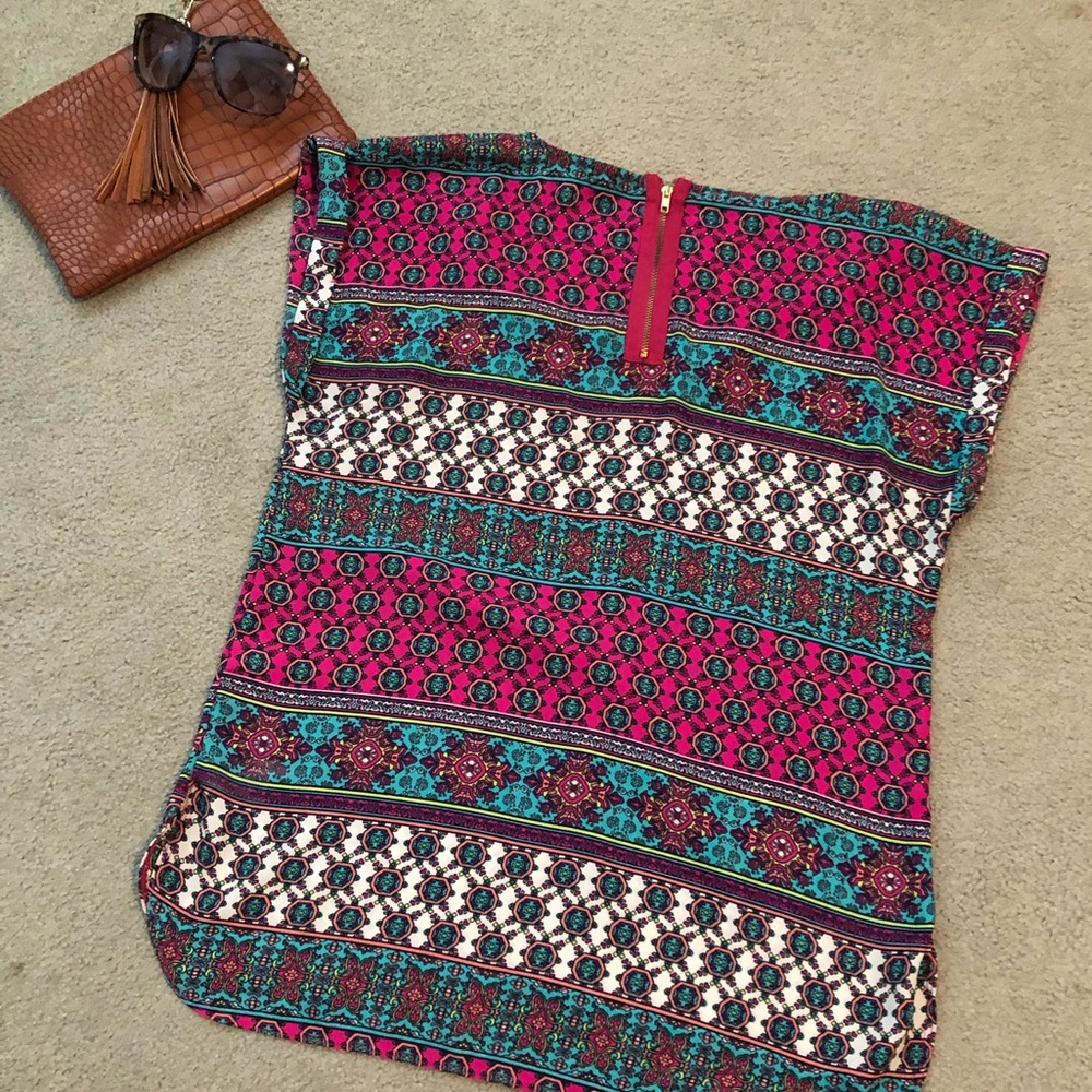 Multi-color cap sleeve top- Medium